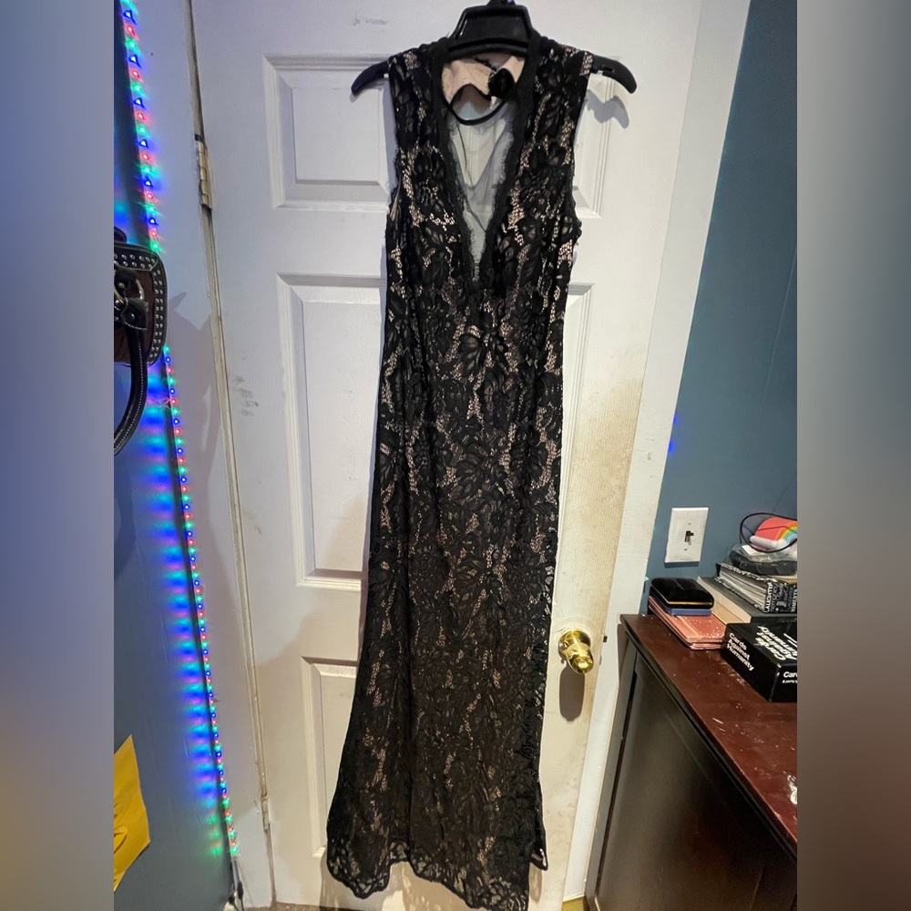 Prom Dress - Picture 2 of 6